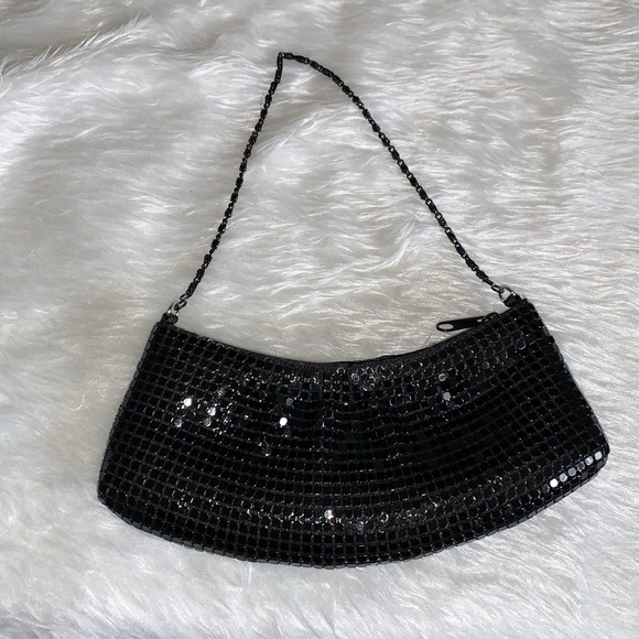 CUTE SMALL CLUTCH - Picture 2 of 3